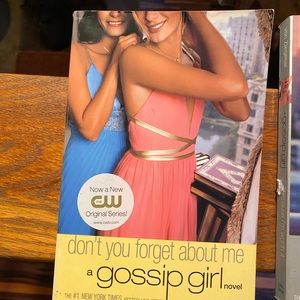 Gossip girl 2/$10